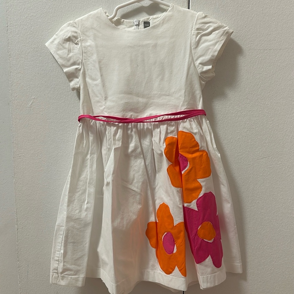 Il Gufo short sleeve white dress with flower embroidery summer dress size 2T